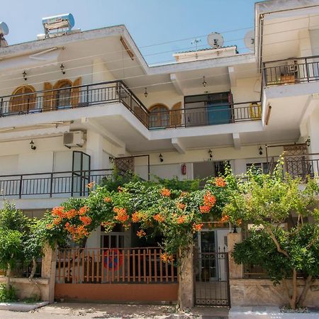 Apartments Tania Παραλία Διονυσίου Εξωτερικό φωτογραφία